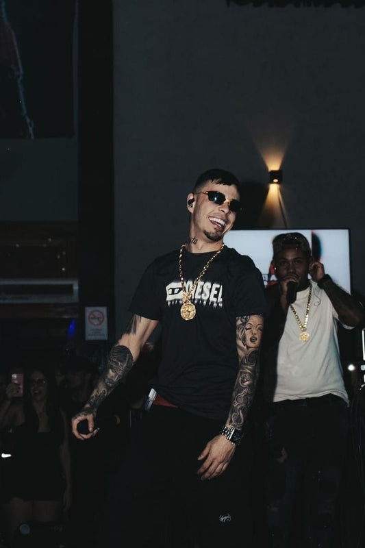 "Toma Dos Drake"